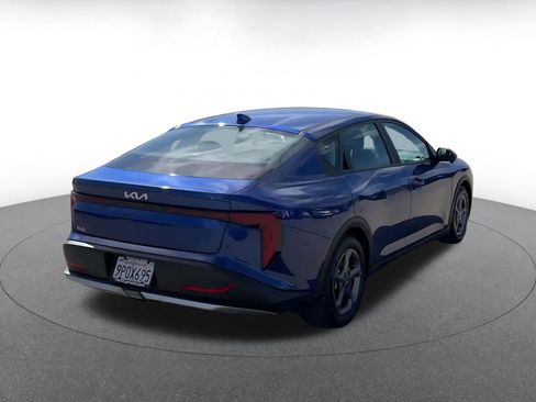 Used 2025 Kia K4 LXS image 14