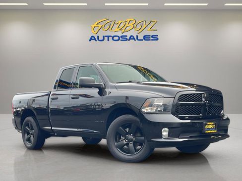 Used 2019 RAM 1500 Express w/ Express Value Package image 1