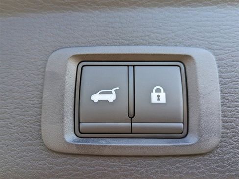 New 2025 Mitsubishi Outlander SE image 14