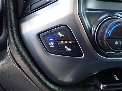 Used 2017 Chevrolet Silverado 1500 LTZ Z71 w/ Midnight Edition image 19