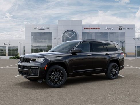 New 2026 Jeep Grand Cherokee L Limited AWD/4WD image 2