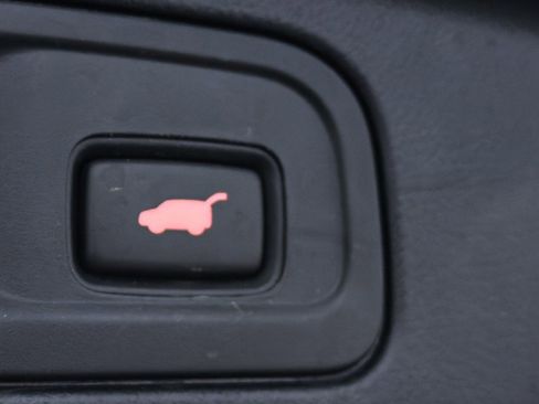 Used 2021 Honda Pilot Touring image 10