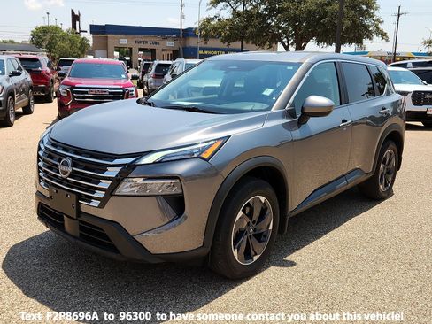 Used 2026 Nissan Rogue SV FWD image 1