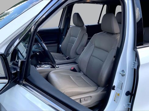Used 2021 Honda Pilot Elite image 8