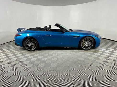 Used 2023 Mercedes-Benz SL 63 AMG 4MATIC w/ Driver Assistance Package image 6