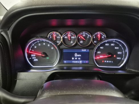 Used 2019 Chevrolet Silverado 1500 LT Trail Boss AWD/4WD image 25