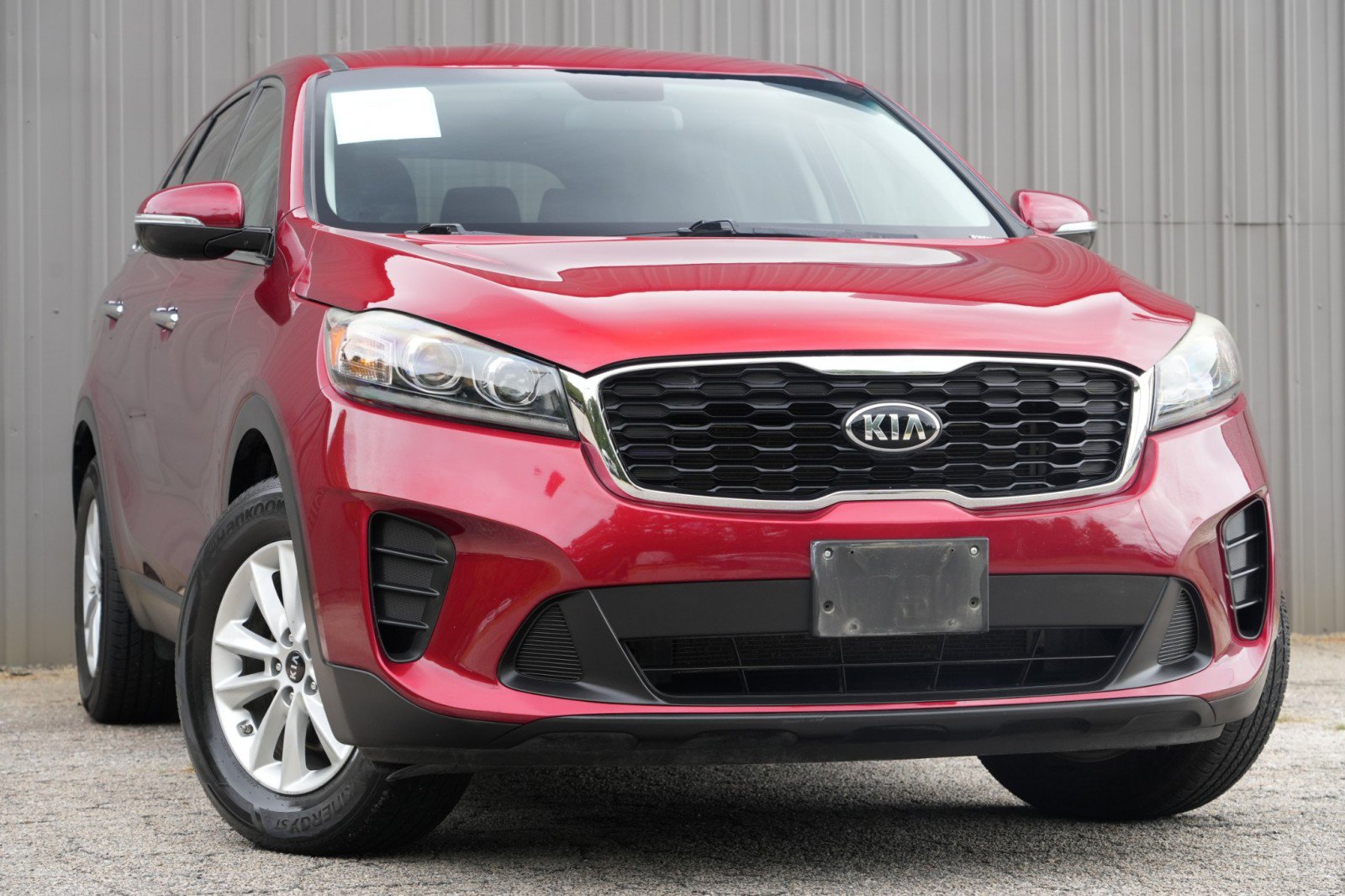 Used 2019 Kia Sorento FWD image 2