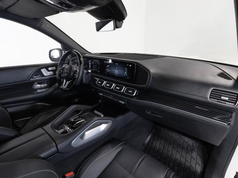Used 2023 Mercedes-Benz Maybach GLS 600 4MATIC image 59