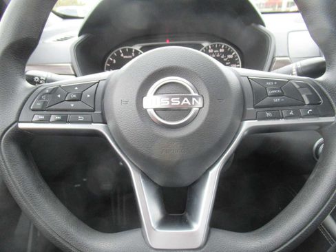 Used 2023 Nissan Altima 2.5 SV image 20