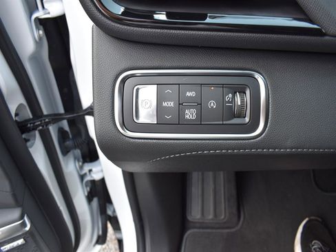 New 2026 Buick Enclave Sport Touring w/ Power Package image 17