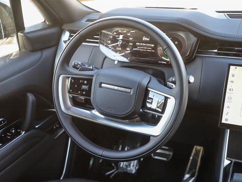 New 2026 Land Rover Range Rover SE image 14