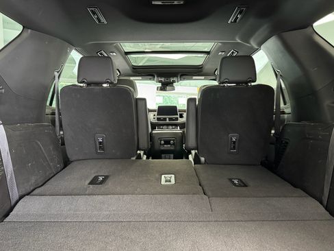 Used 2023 Chevrolet Tahoe Premier w/ Max Trailering Package AWD/4WD image 33