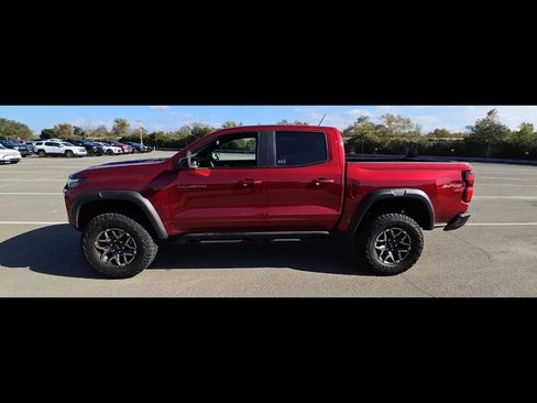 Used 2025 Chevrolet Colorado ZR2 w/ Technology Package image 4