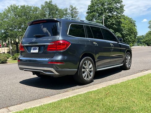 Used 2016 Mercedes-Benz GL 320 BlueTEC 4MATIC image 5