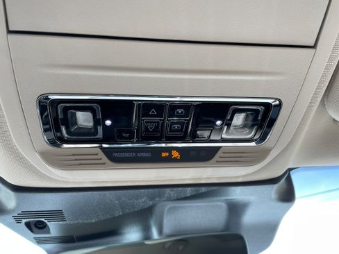 Used 2024 Lincoln Corsair AWD w/ Equipment Group 101A image 22