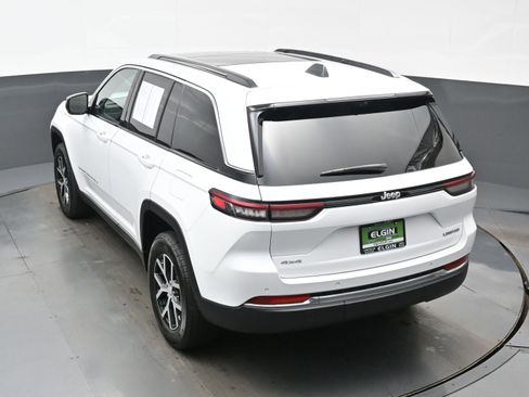Used 2024 Jeep Grand Cherokee Limited w/ Luxury Tech Group II AWD/4WD image 36