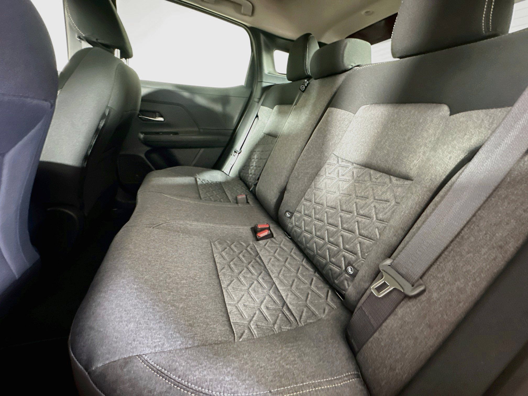 Used 2026 Nissan Kicks SV w/ SV Premium Package FWD image 27