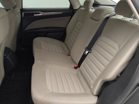 Used 2018 Ford Fusion S FWD image 18