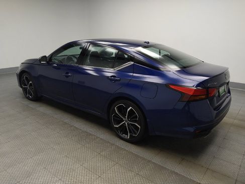 Used 2024 Nissan Altima 2.5 SR FWD image 3