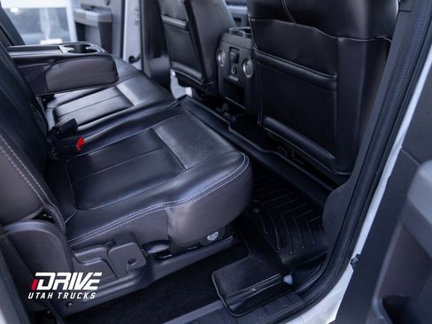 Used 2012 Ford F350 Lariat w/ Lariat Interior Pkg image 25