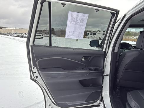 Used 2022 Honda Pilot Special Edition image 24