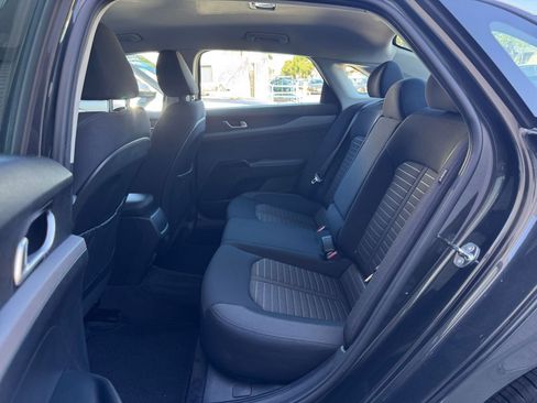 Used 2025 Kia K5 LXS image 25