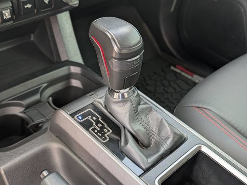 Used 2022 Toyota Tacoma TRD Pro AWD/4WD image 21
