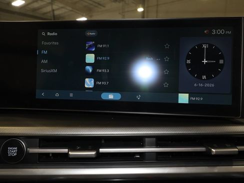Used 2026 Hyundai Santa Fe SEL FWD image 12