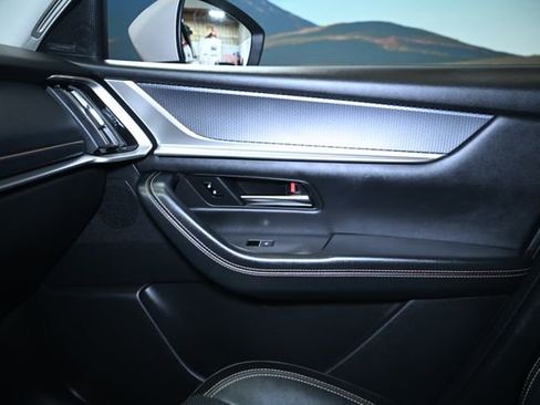 Used 2024 MAZDA CX-90 3.3 Turbo w/ Premium Package image 40