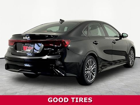 Used 2023 Kia Forte GT-Line w/ GT-Line Premium Package FWD image 6