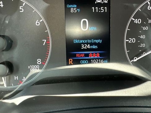 Used 2025 Toyota Corolla SE FWD image 5