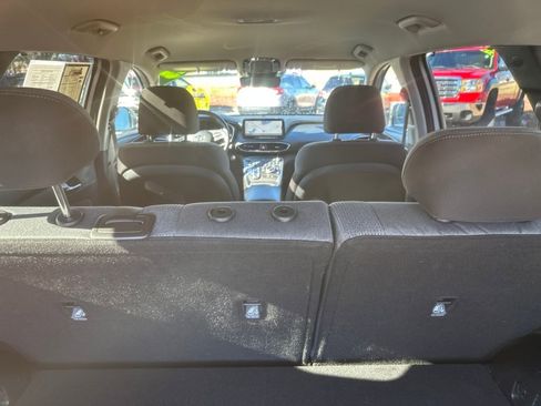 Used 2023 Hyundai Santa Fe SEL Convenience image 20