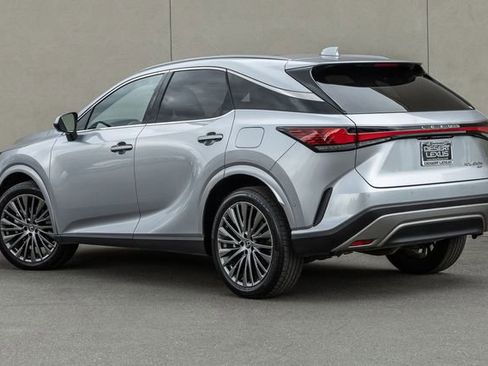 Used 2025 Lexus RX 450h AWD w/ Convenience Package image 3