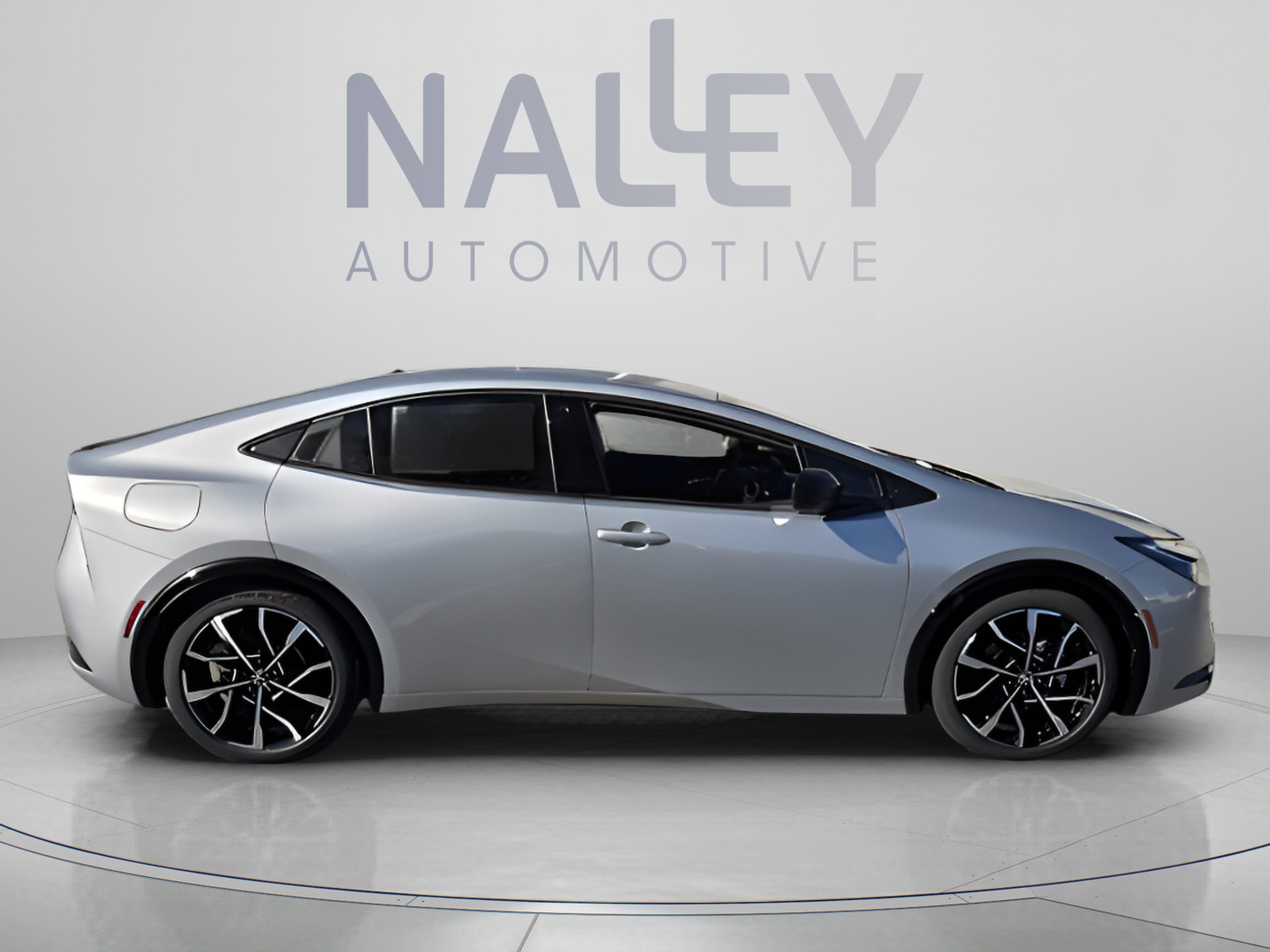New 2026 Toyota Prius Plug-In Hybrid FWD image 5