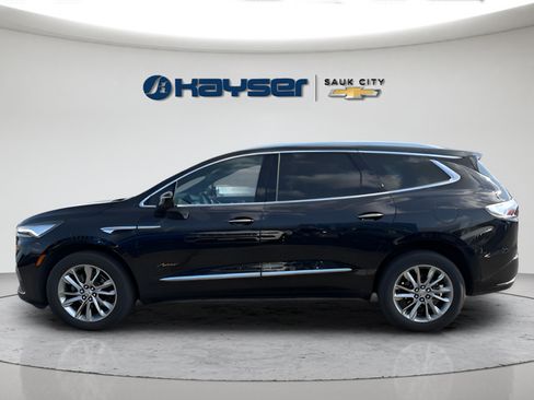 Used 2024 Buick Enclave Avenir AWD/4WD image 4