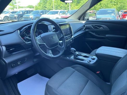 Certified 2023 Chevrolet Traverse LT w/ Midnight/Sport Edition AWD/4WD image 10
