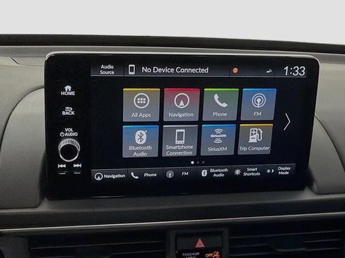 Used 2025 Honda Pilot Black Edition image 16