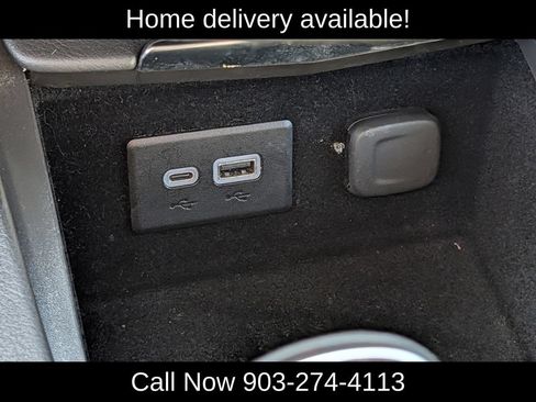 Used 2024 Cadillac XT4 Premium Luxury FWD image 18