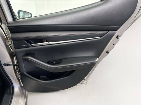 Used 2024 MAZDA MAZDA3 s FWD image 29