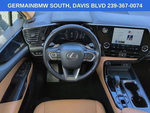 Used 2022 Lexus NX 250 FWD w/ Towing Package (2000 Lbs) image 17