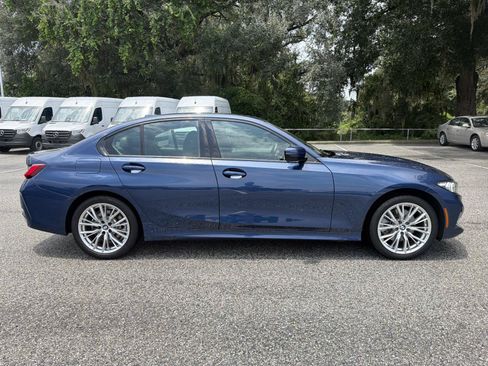 Used 2023 BMW 330i xDrive Sedan AWD/4WD image 3
