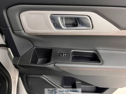 New 2026 Ford Explorer Active w/ Active Comfort Package RWD image 31