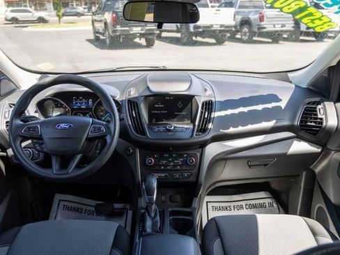 Used 2019 Ford Escape SE FWD image 25