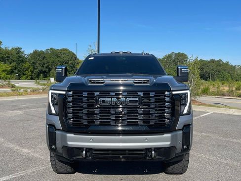 Used 2025 GMC Sierra 2500 Denali Ultimate AWD/4WD image 5