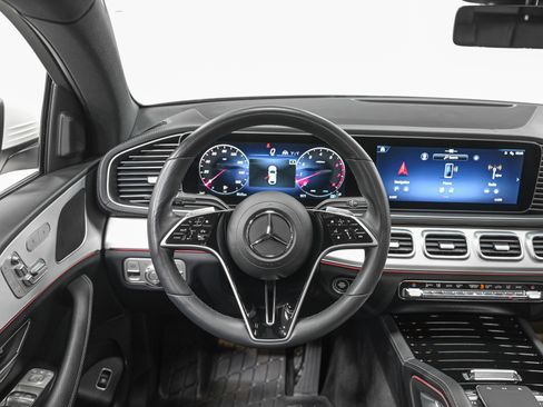 Used 2025 Mercedes-Benz GLE 450 4MATIC Coupe w/ Driver Assistance Package image 16