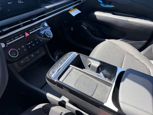 New 2025 Hyundai Tucson SEL image 13