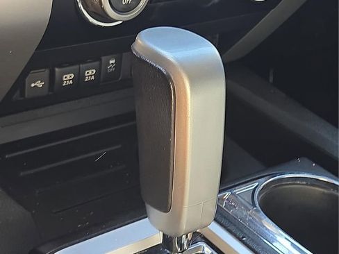 Used 2020 Toyota Tundra Limited w/ Limited Premium Package image 29