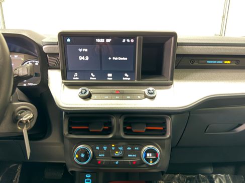 Certified 2022 Ford Maverick XLT w/ Equipment Group 300A Standard image 19