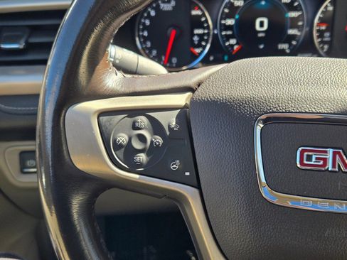 Used 2019 GMC Acadia Denali image 35