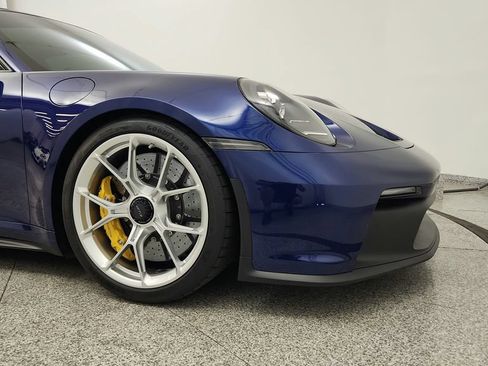 Used 2024 Porsche 911 GT3 RWD image 28